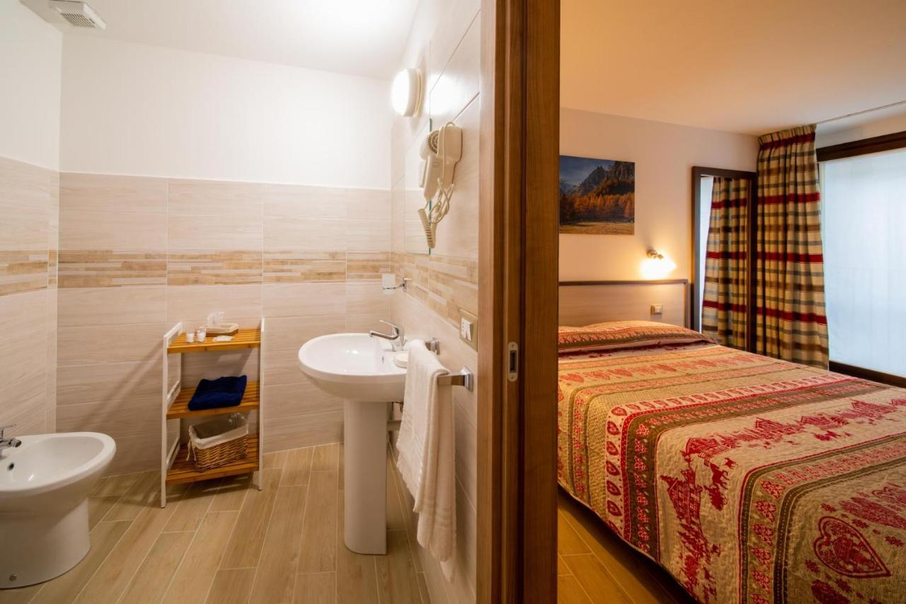 D'hotel A Rosy 2*