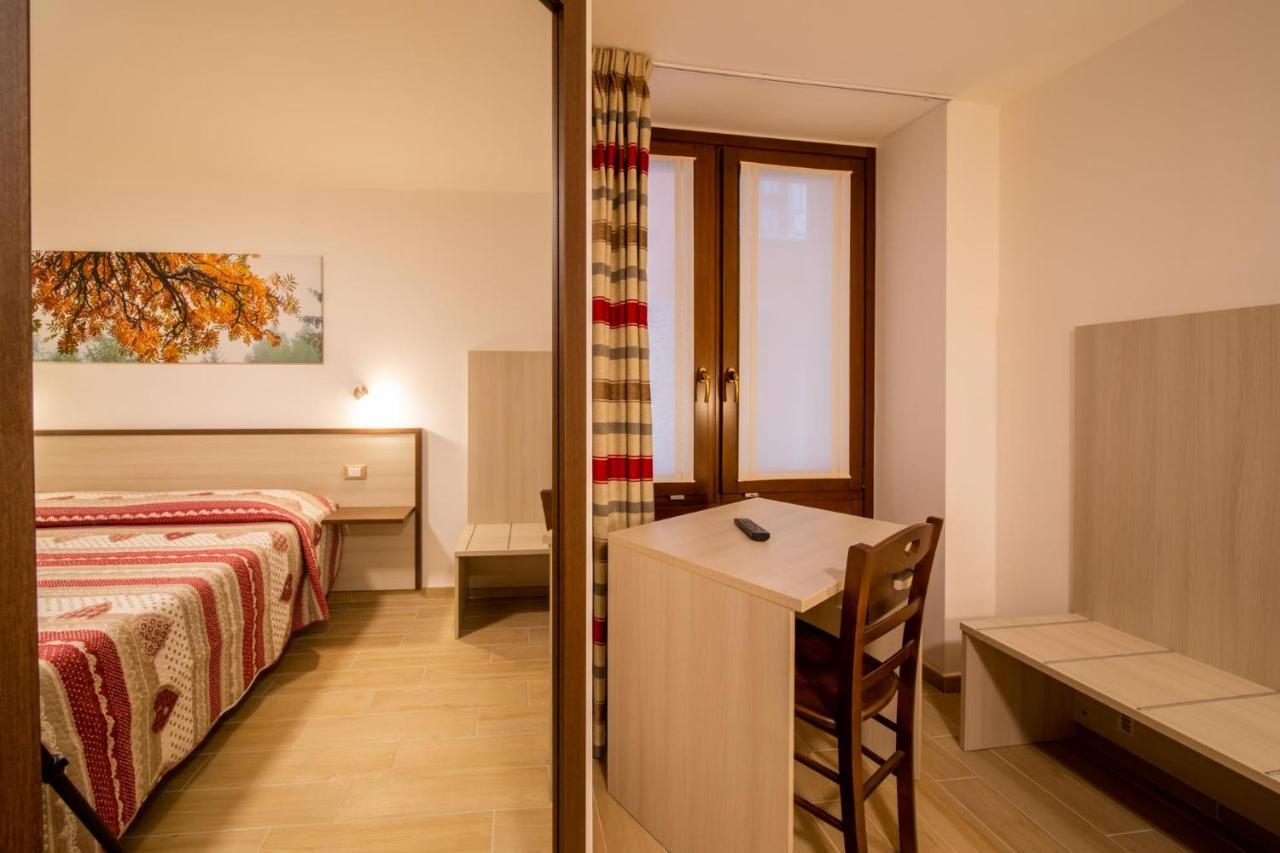 D'hotel A Rosy 2*